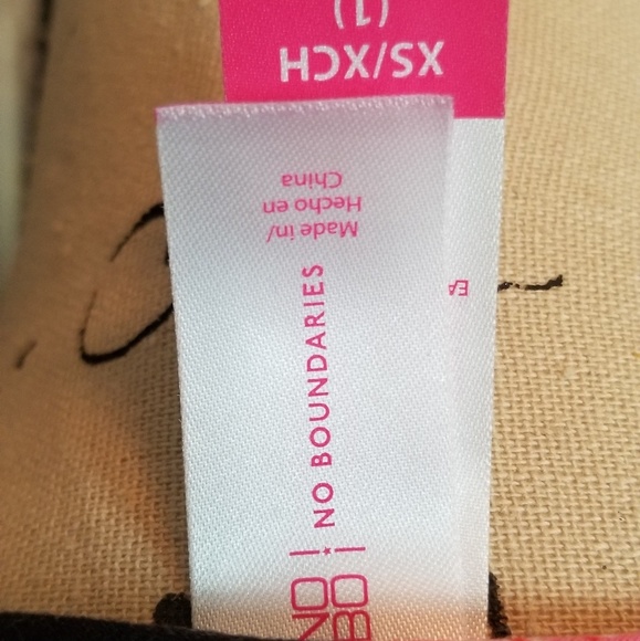 Jrs Rose Floral Criss Crossed Caged Tee T Shirt - Picture 3 of 3